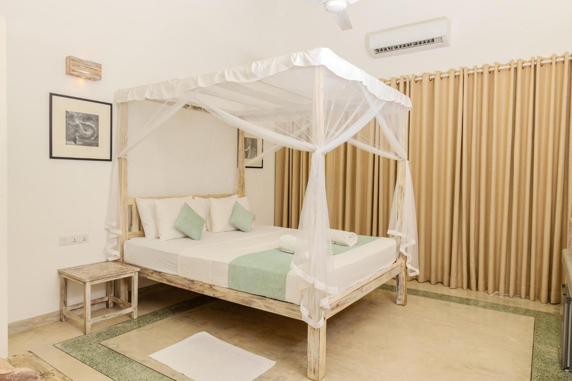 Aurora Bed & Breakfast Unawatuna Bagian luar foto