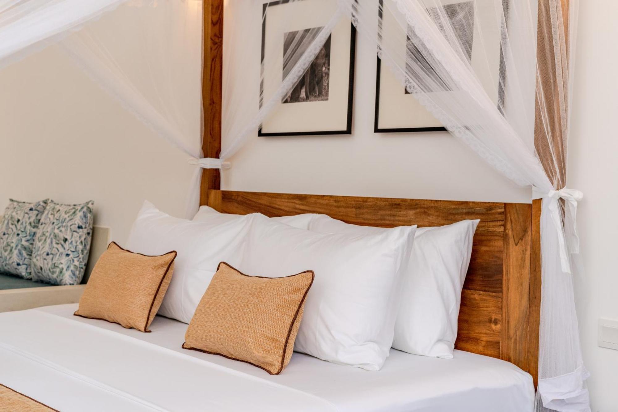Aurora Bed & Breakfast Unawatuna Bagian luar foto